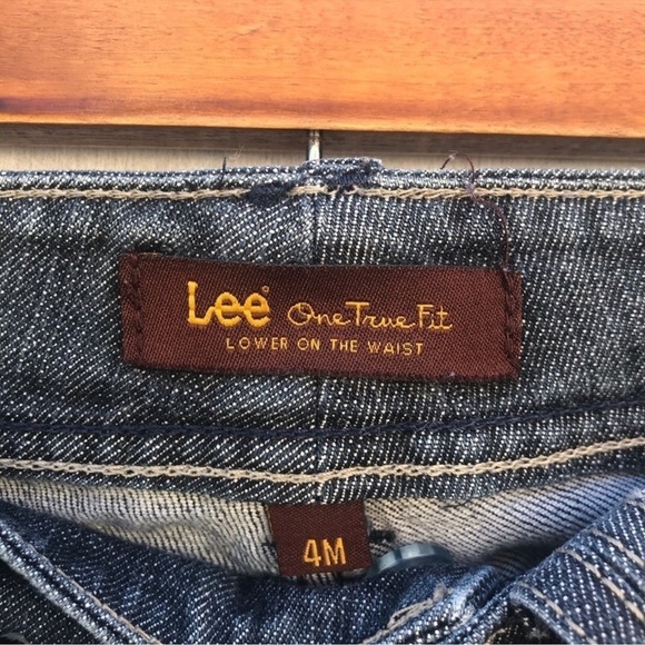 Lee One True Fit Blue Flare Wide Leg Jeans size 4 - Picture 3 of 9